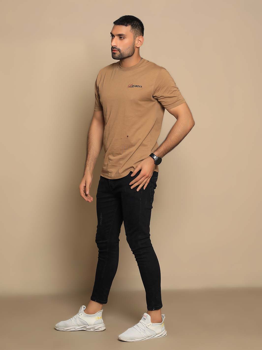 Camel Crew Neck Short Sleeve Men's T-Shirt