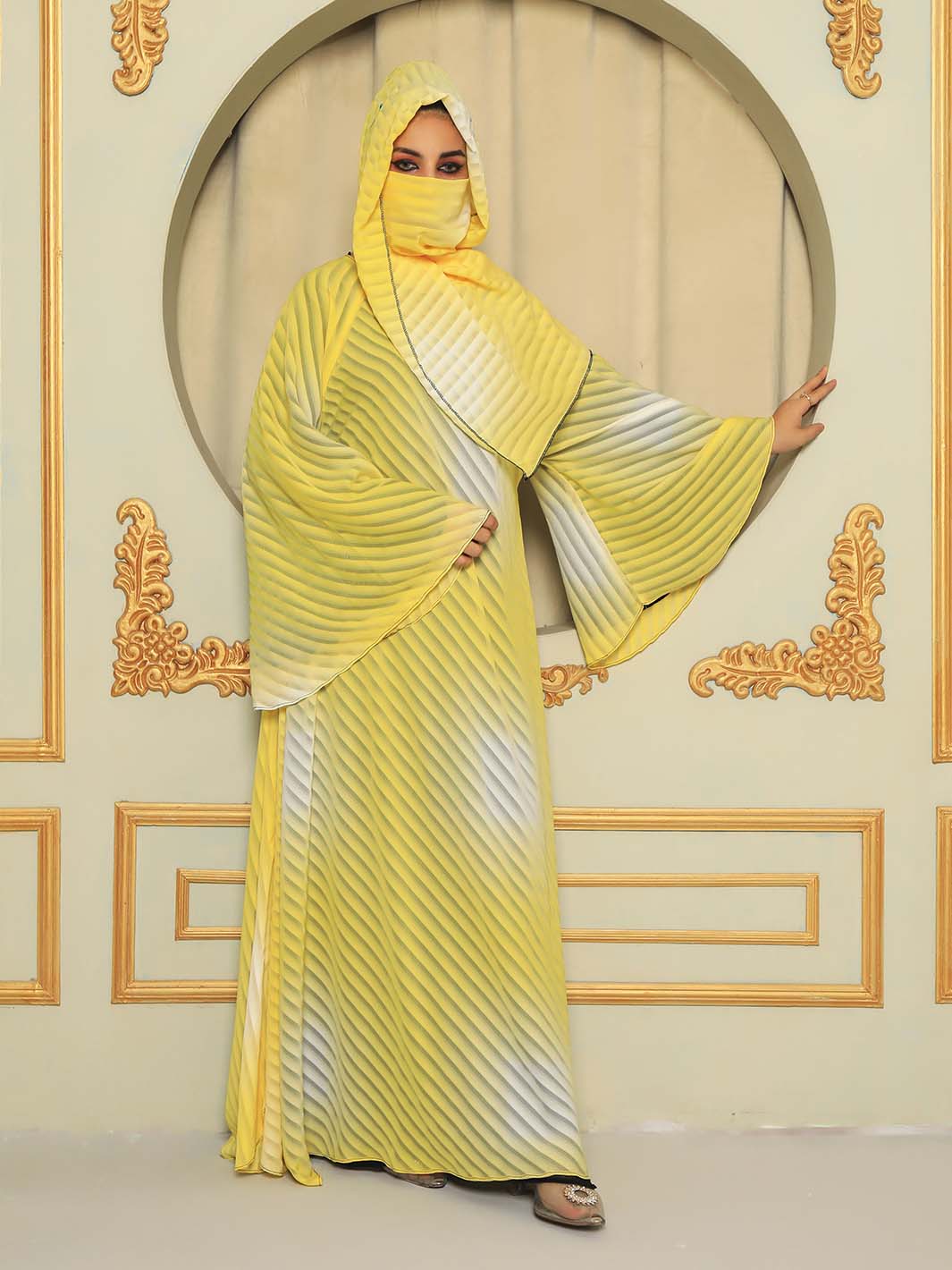 Muslim Women Yellow And White Abaya Flare Sleeve With Self Printing