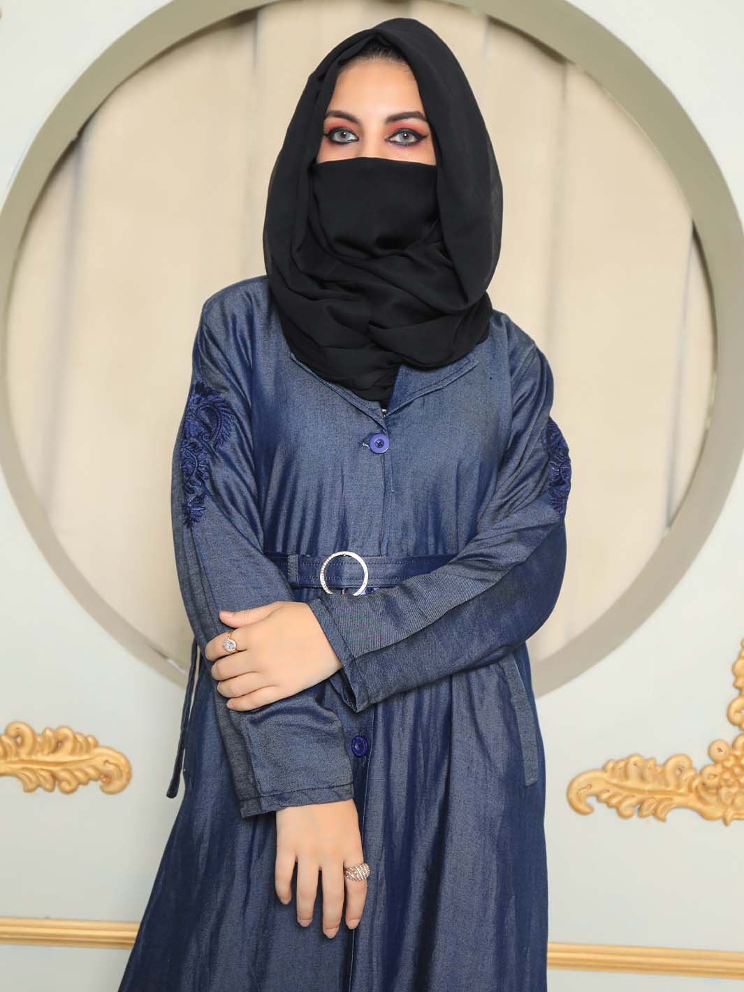 Embroidered Women's Full Sleeve Coat Collar Abaya with Belt