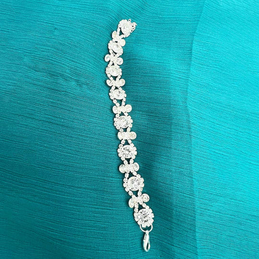 Crystal Rhinestone Trim, Silver Stone bracelet